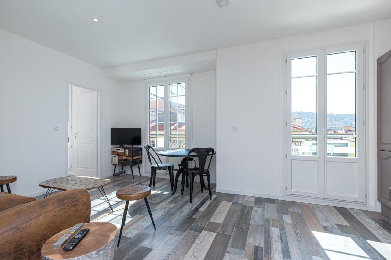Squared Head-Apartment With Terrace In Ницца Экстерьер фото